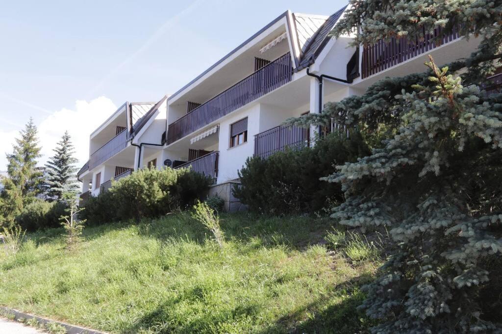 Appartamento Stelu Oulx Exteriör bild